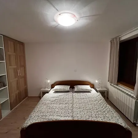 Rumena Hisa Apartament *